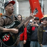 Tim McIlrath, Serj Tankian oraz Tom Morello 